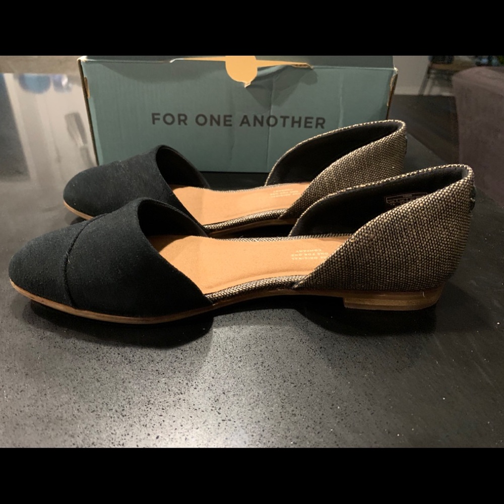 Toms